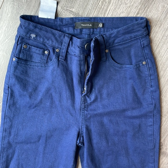 ARITZIA Talula Like New Blue High Rise with kick flare . - Picture 4 of 10